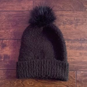 Winter Pom Pom Beanie
